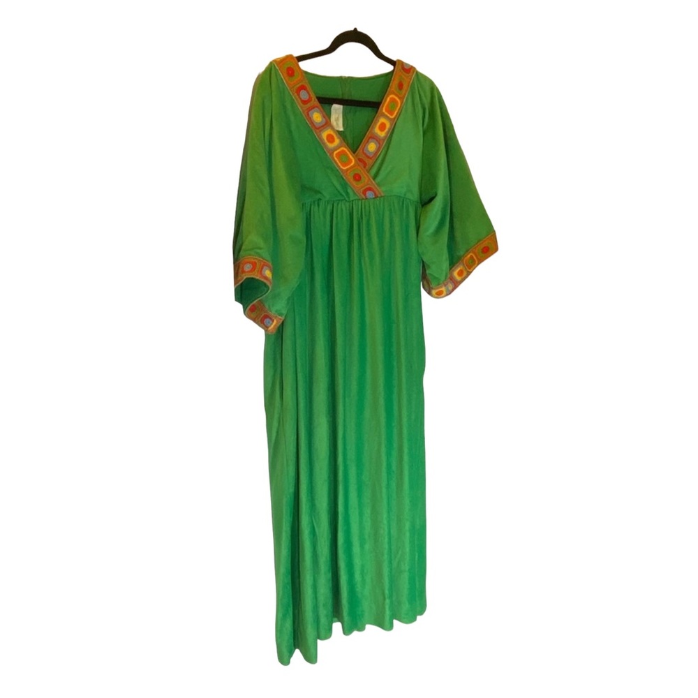 70s VTG Velvet Embroidered Dress